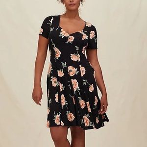 Torrid super soft black floral fluted dress